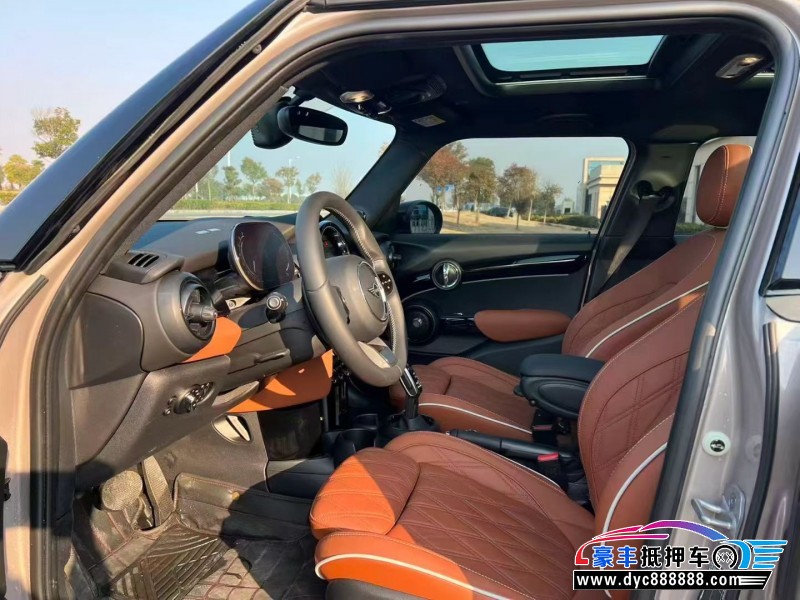 24年宝马MINI轿车抵押车出售