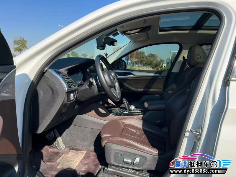 21年宝马X4轿车抵押车出售