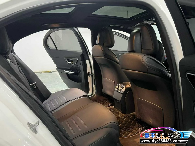 23年奔驰C轿车抵押车出售