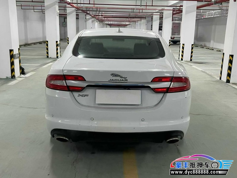17年捷豹XF轿车抵押车出售