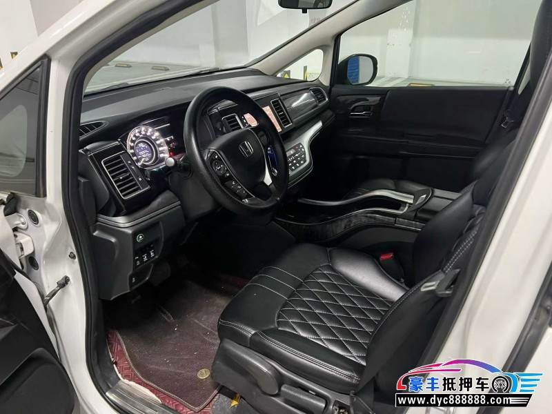 18年本田艾力绅轿车抵押车出售