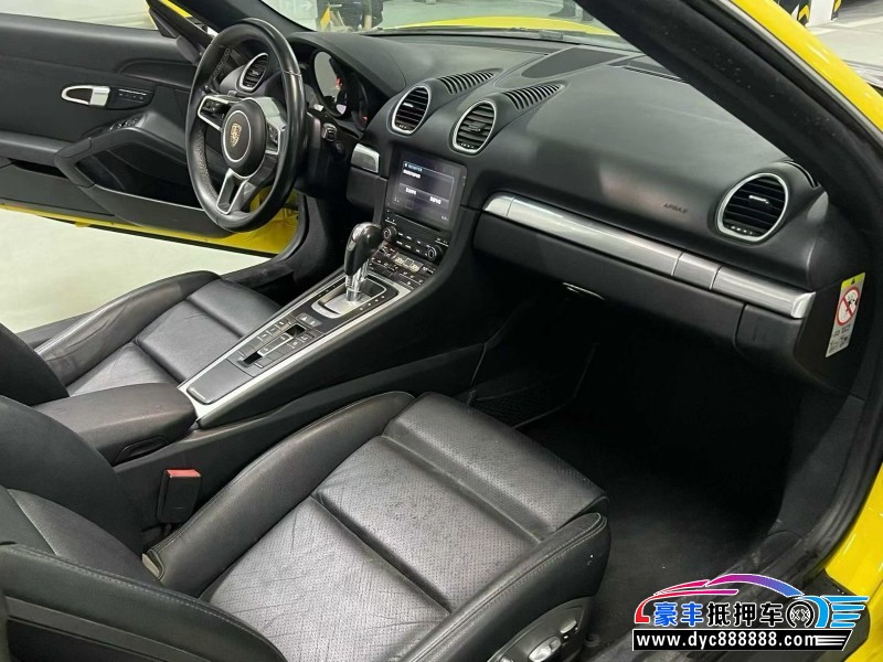 17年保时捷Boxster轿车抵押车出售