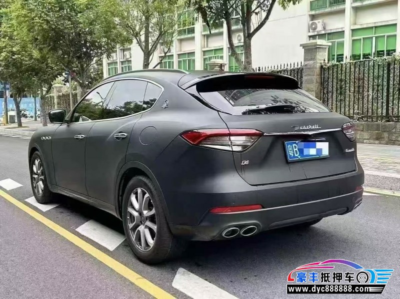 22年玛莎拉蒂莱万特轿车抵押车出售