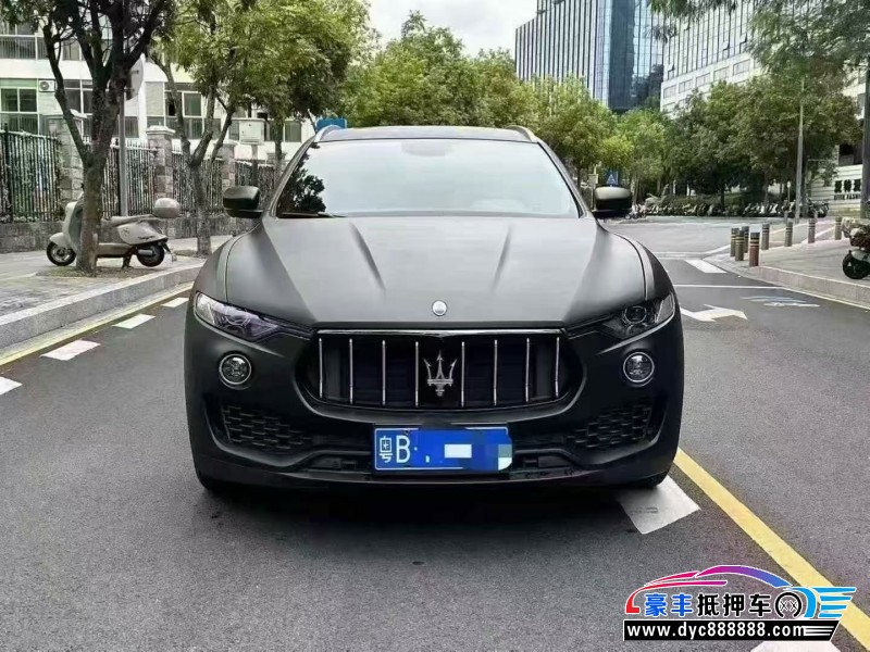 抵押车出售22年玛莎拉蒂莱万特轿车