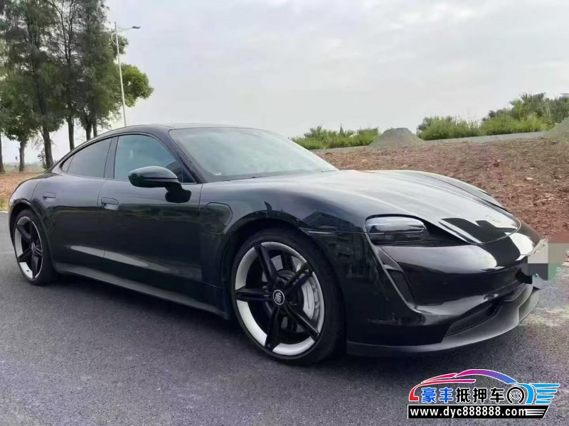 21年保时捷TaYcan轿车抵押车出售