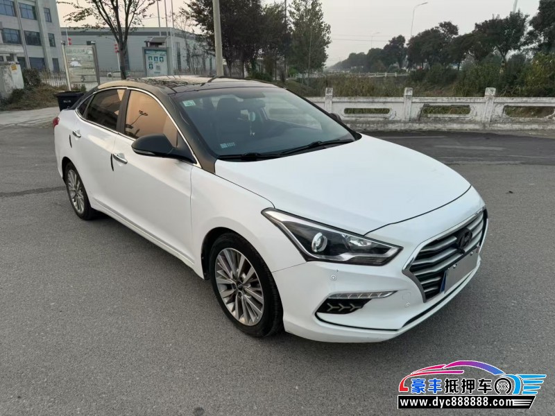 19年现代名图轿车抵押车出售