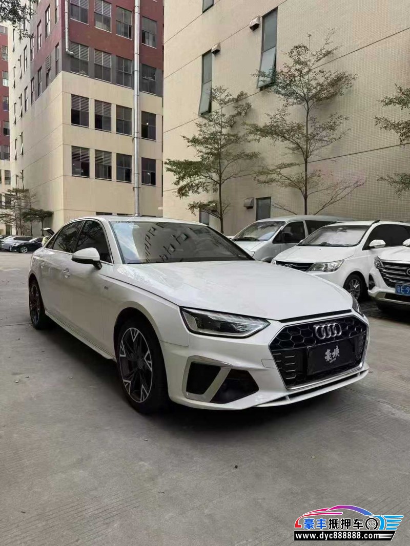 22年奥迪A4L轿车抵押车出售