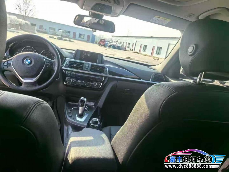 17年宝马3系轿车抵押车出售