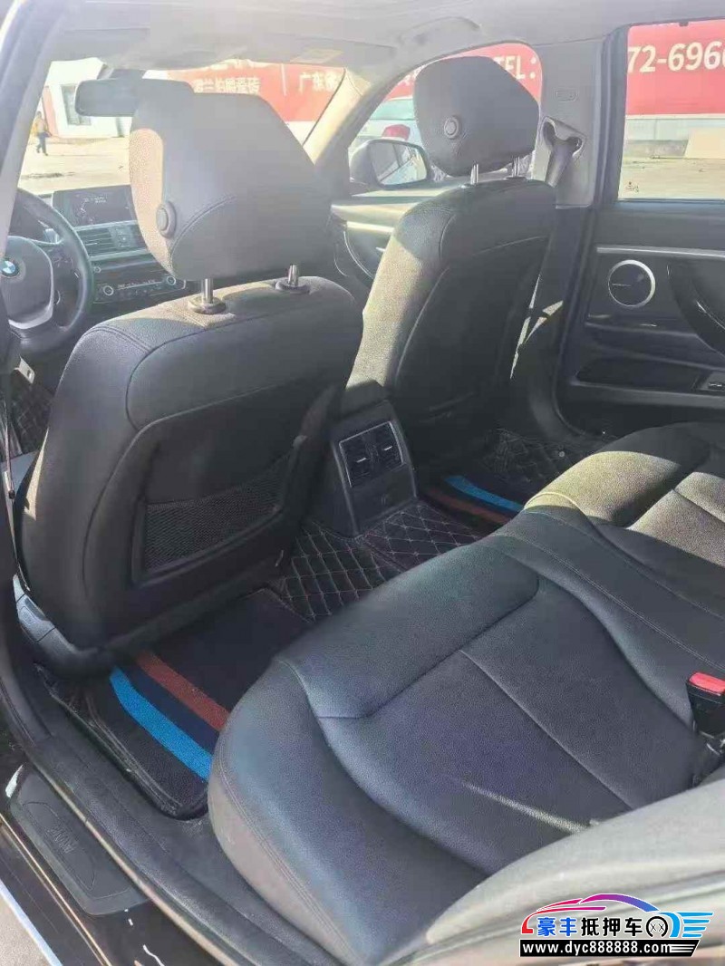 17年宝马3系轿车抵押车出售