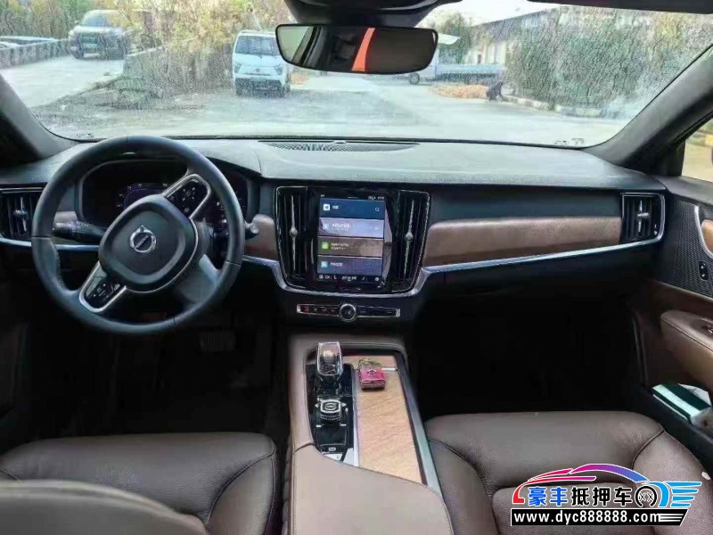 24年沃尔沃S90轿车抵押车出售