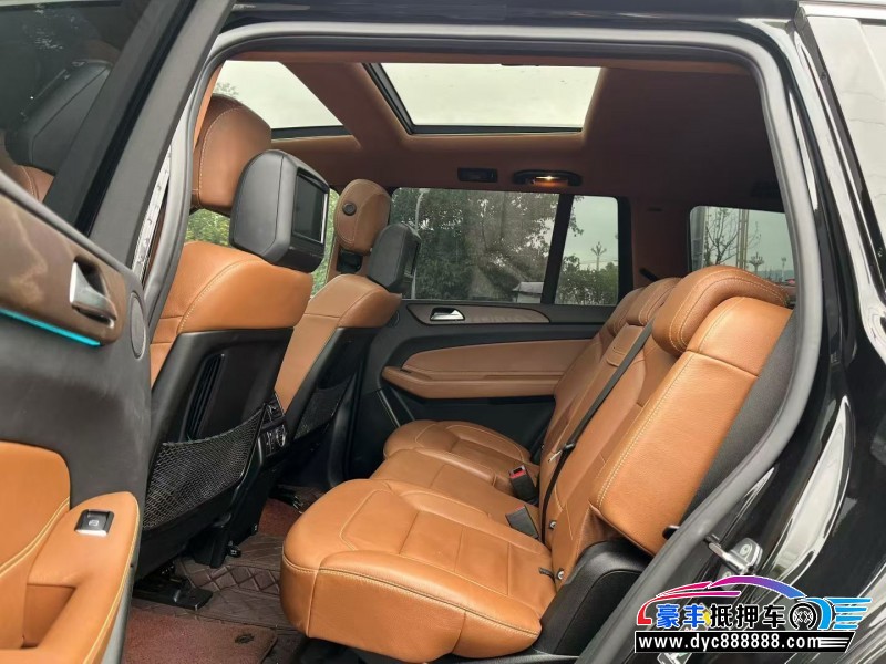 19年奔驰GLS轿车抵押车出售