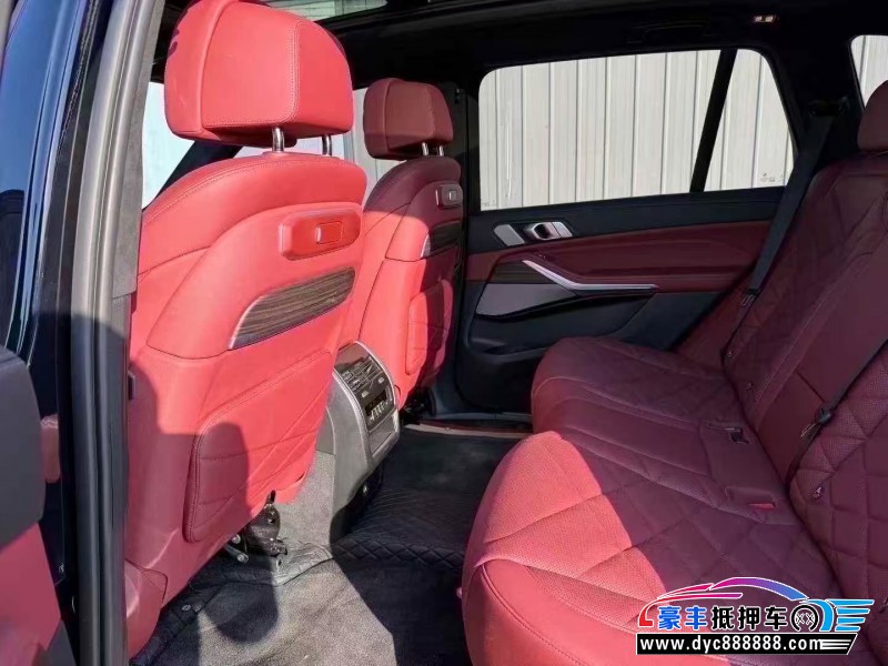 25年宝马X5轿车抵押车出售