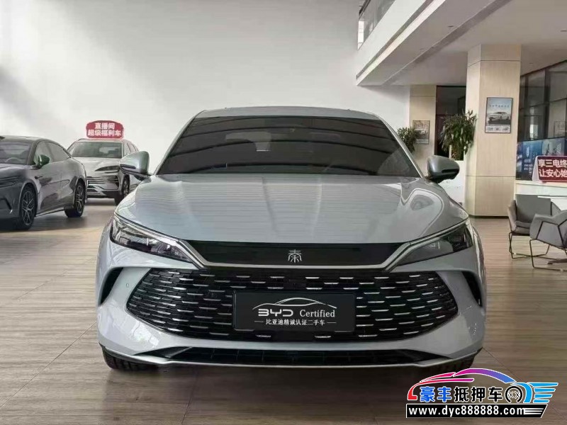 25年比亚迪秦轿车抵押车出售