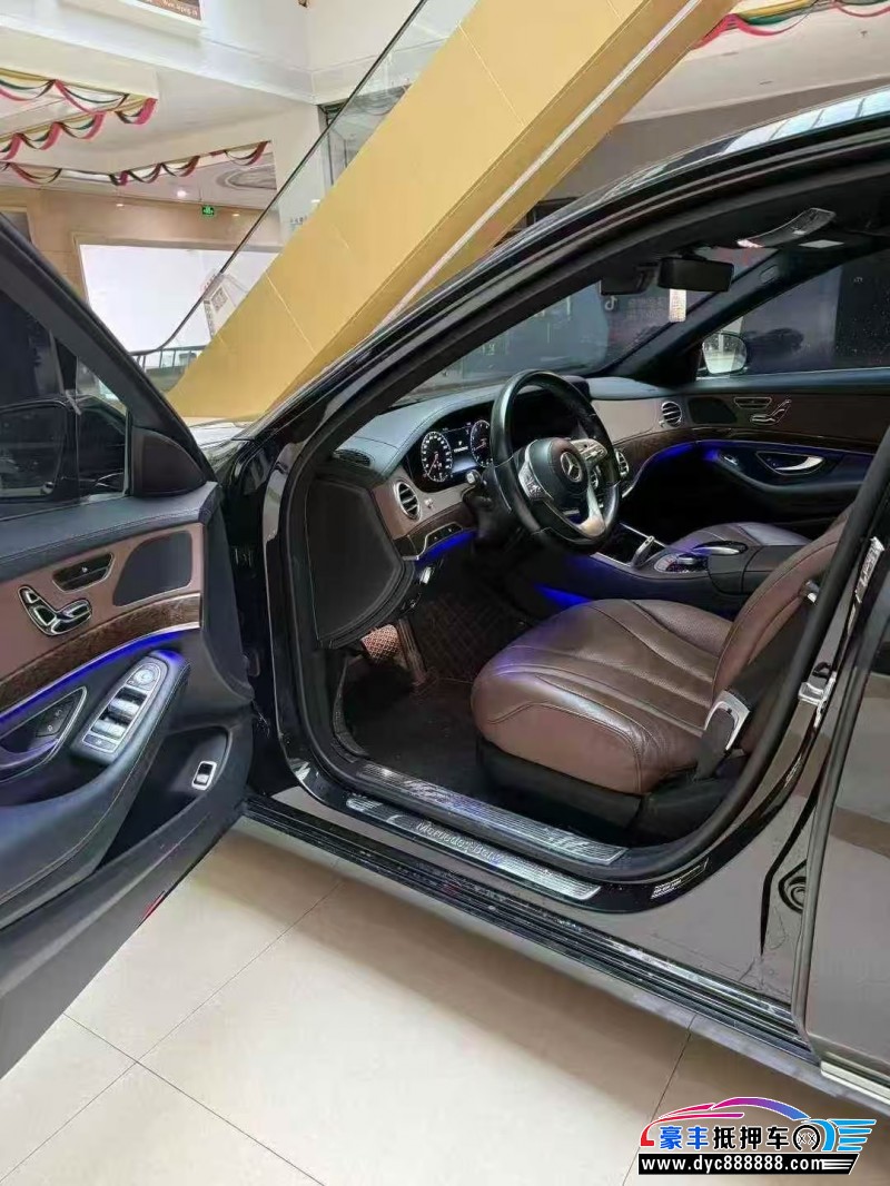 18年奔驰S轿车抵押车出售