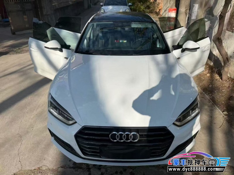 20年奥迪A5轿车抵押车出售