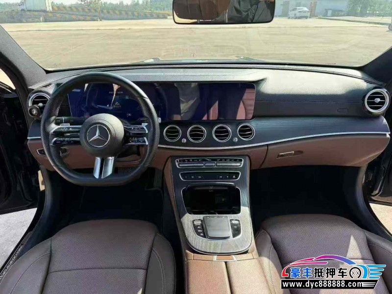 21年奔驰E轿车抵押车出售