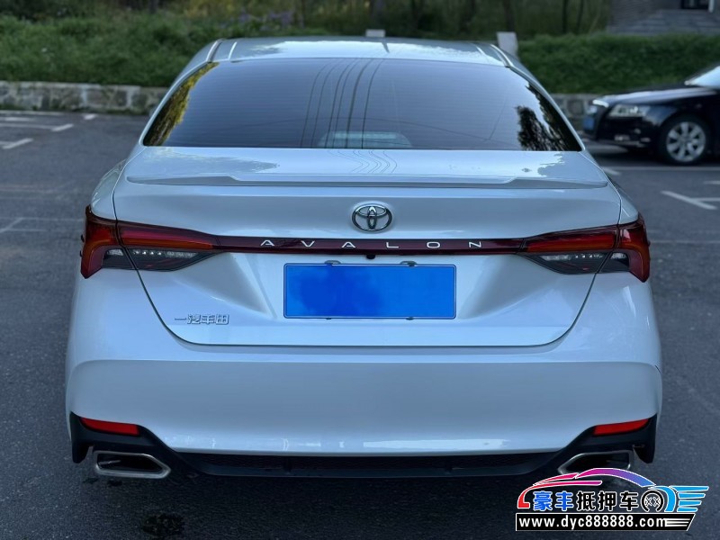 22年丰田亚洲龙轿车抵押车出售