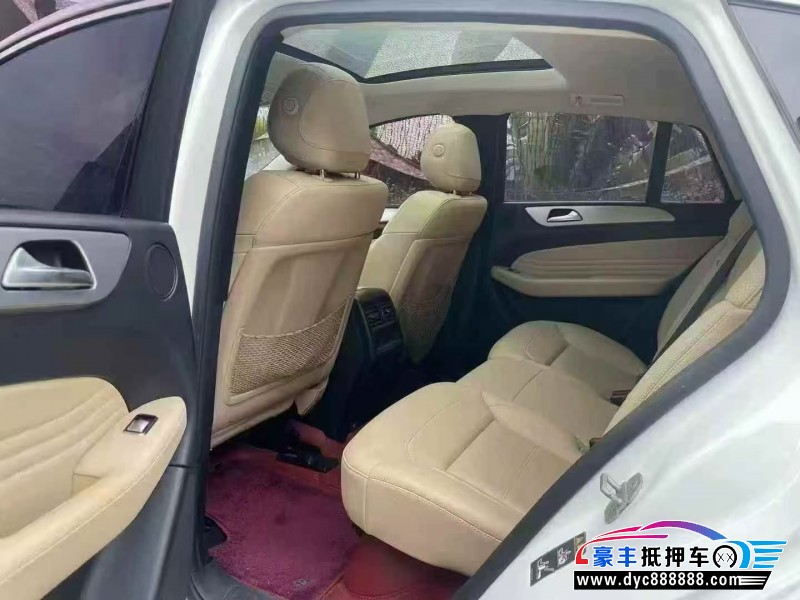 17年奔驰GLE轿车抵押车出售