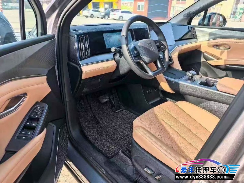 25年比亚迪宋轿车抵押车出售