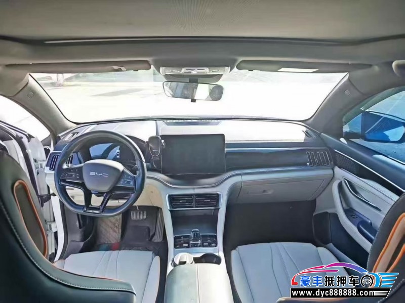 24年比亚迪宋轿车抵押车出售