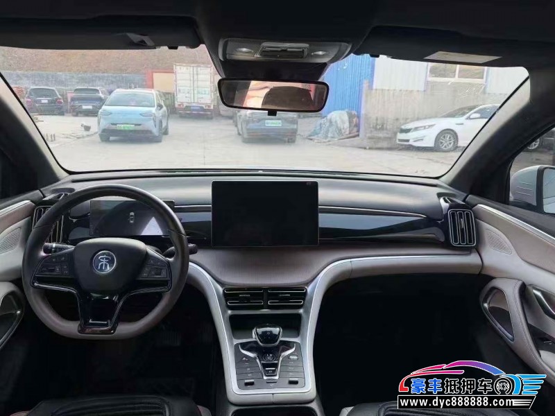 24年比亚迪宋轿车抵押车出售