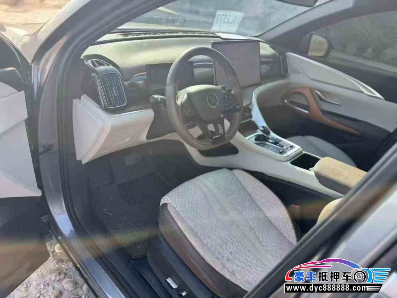 23年比亚迪宋轿车抵押车出售