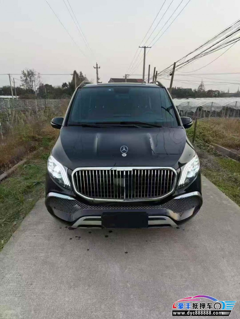 23年奔驰威霆轿车抵押车出售