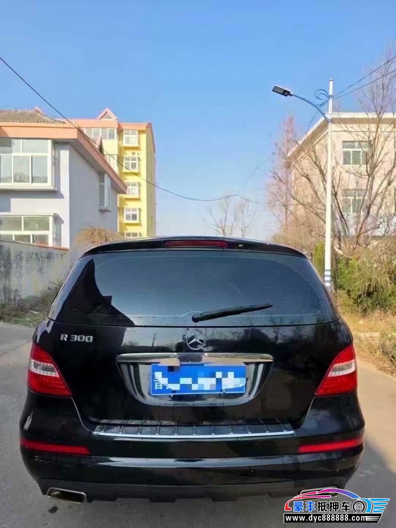 12年奔驰R轿车抵押车出售