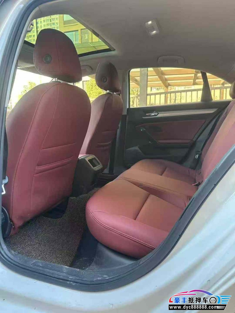 17年大众凌渡轿车抵押车出售