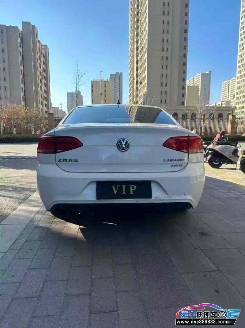 17年大众凌渡轿车抵押车出售