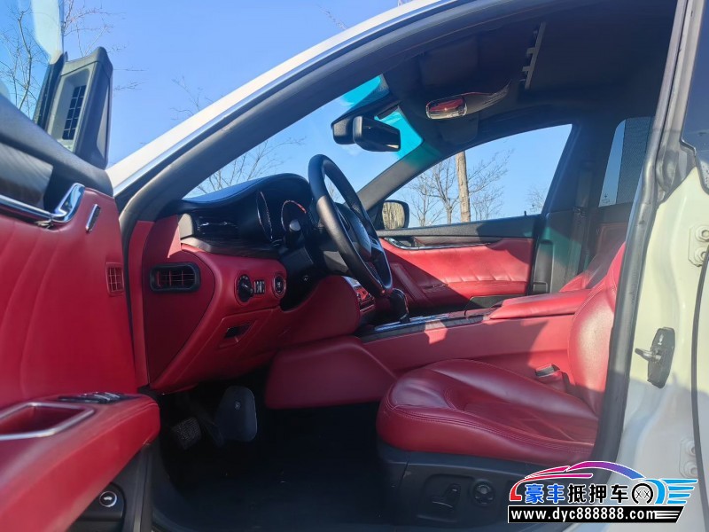 15年玛莎拉蒂总裁轿车抵押车出售