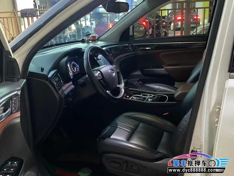 18年传祺GS8轿车抵押车出售