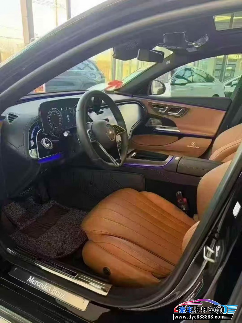 25年奔驰E轿车抵押车出售