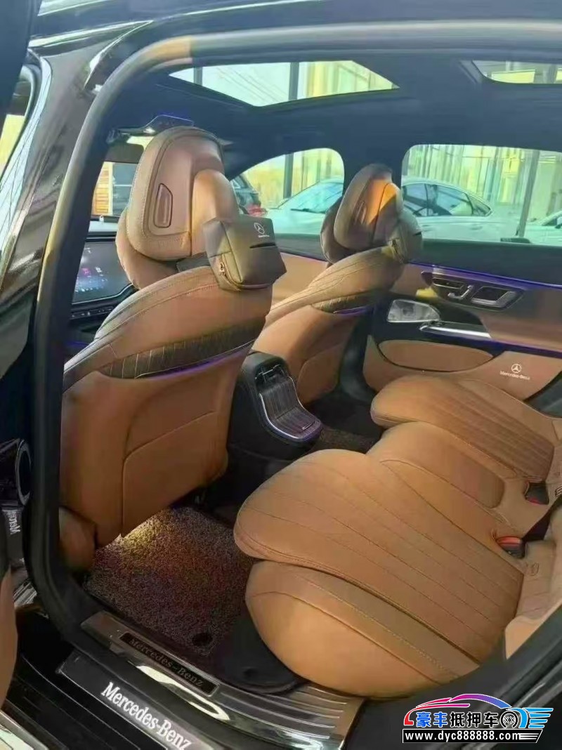 25年奔驰E轿车抵押车出售