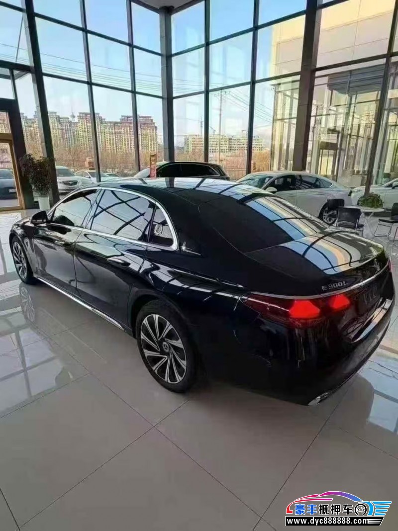 25年奔驰E轿车抵押车出售