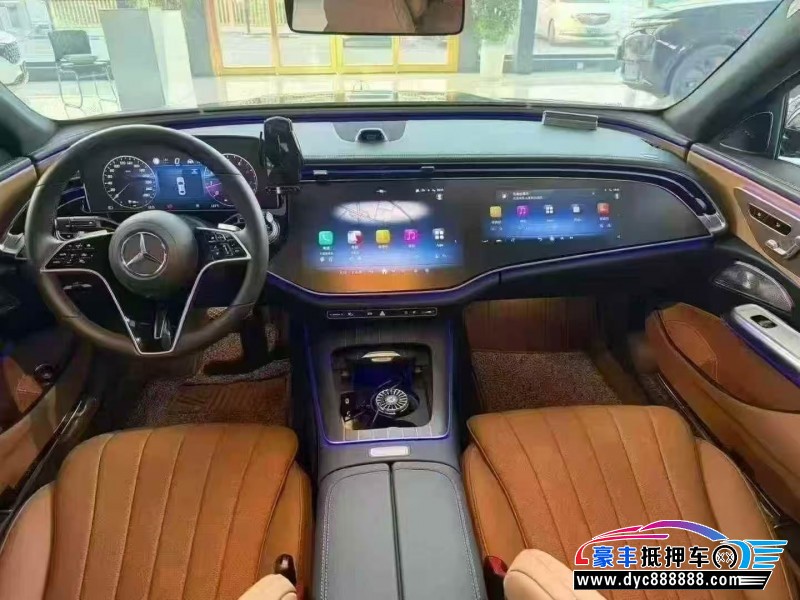 25年奔驰E轿车抵押车出售