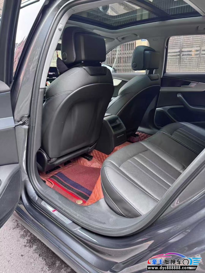 21年奥迪A4L轿车抵押车出售