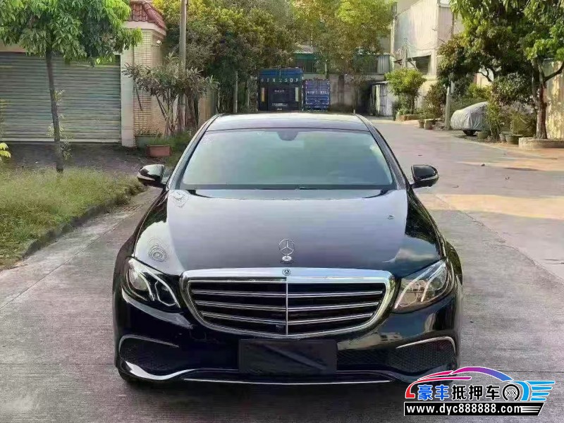 19年奔驰E轿车抵押车出售
