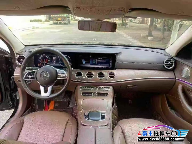 19年奔驰E轿车抵押车出售