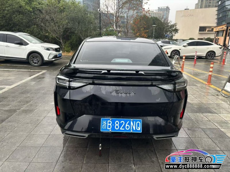 25年东风风神奕炫轿车抵押车出售