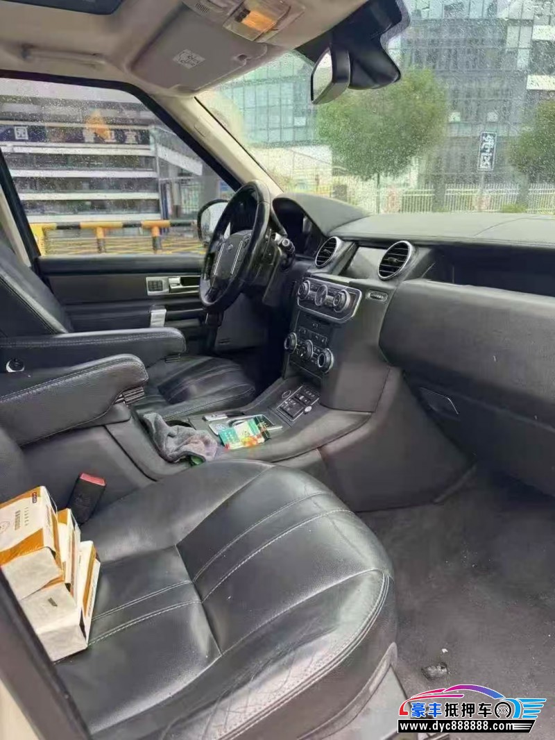 16年路虎发现4轿车抵押车出售