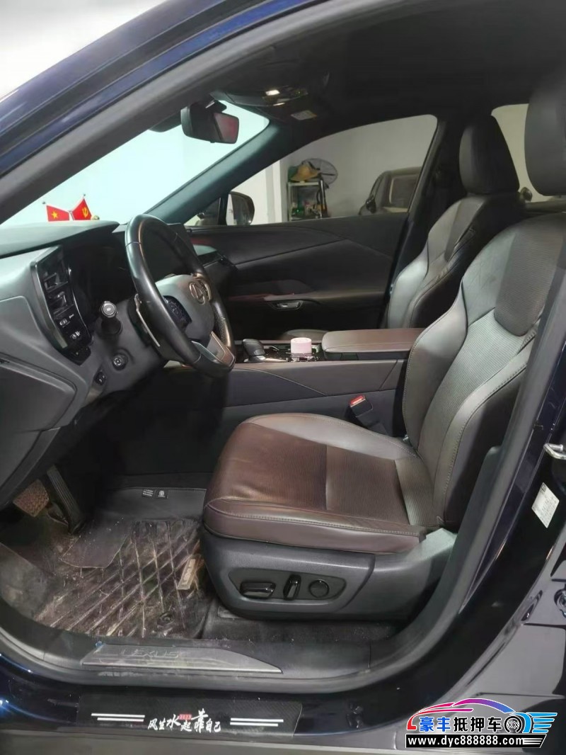 23年雷克萨斯RX轿车抵押车出售