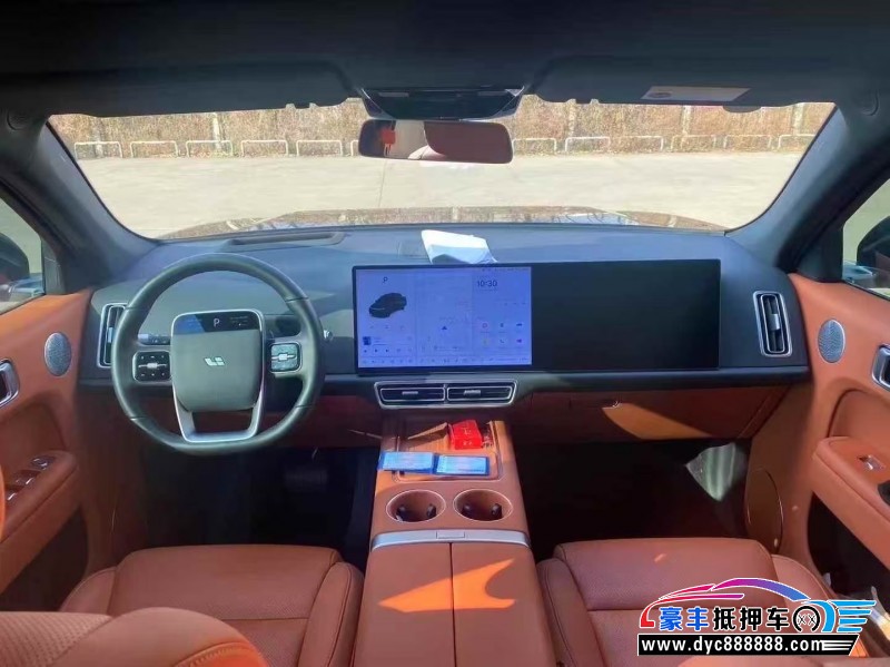 25年理想L7轿车抵押车出售