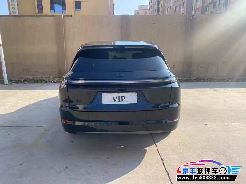 25年理想L7轿车抵押车出售