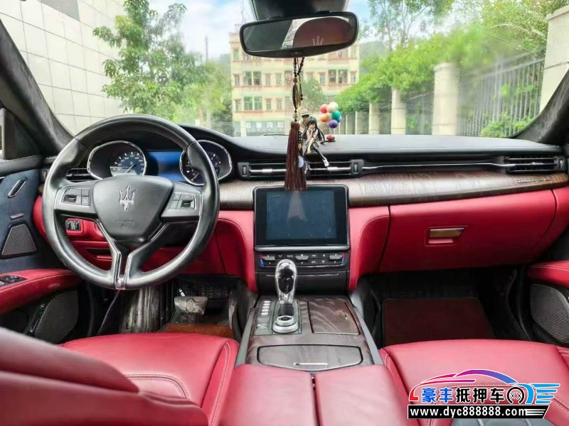 19年玛莎拉蒂总裁轿车抵押车出售