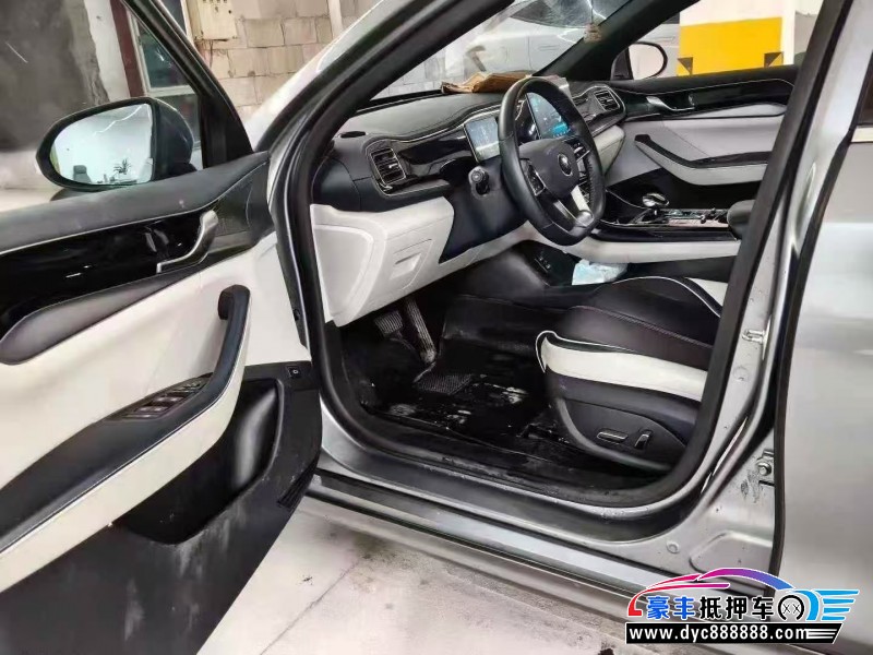 22年比亚迪秦轿车抵押车出售