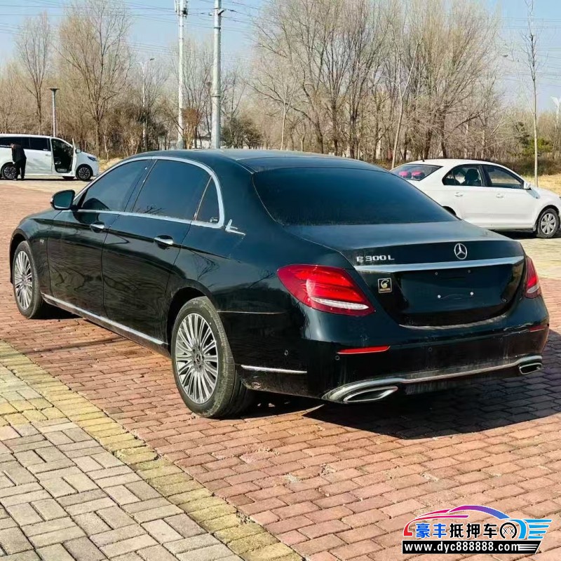 20年奔驰E轿车抵押车出售