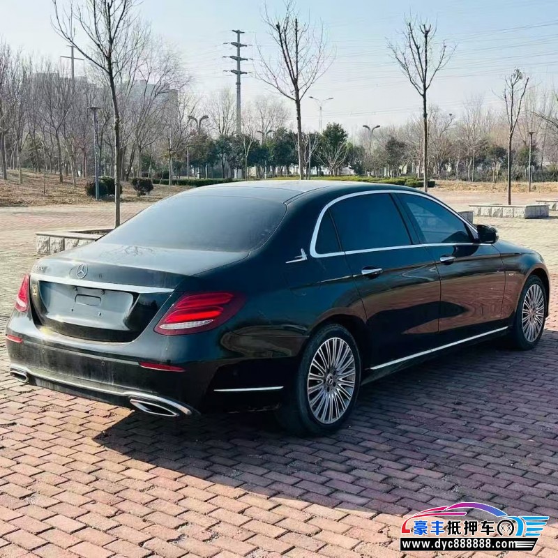 20年奔驰E轿车抵押车出售
