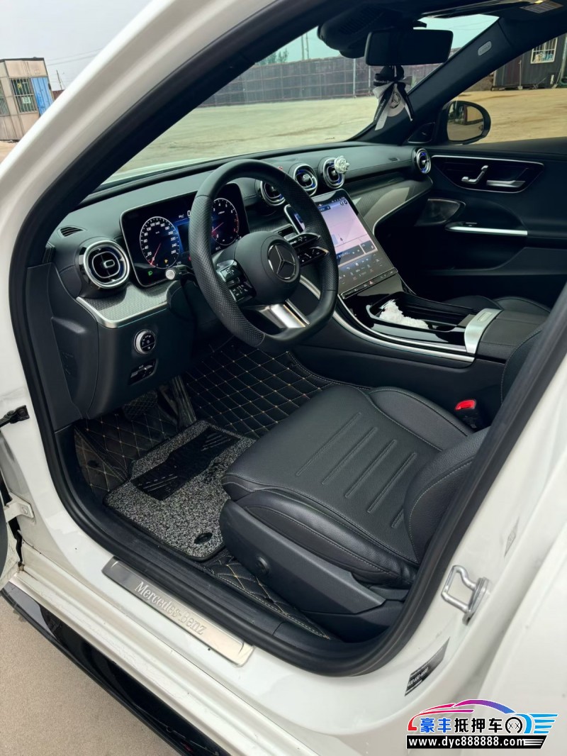 23年奔驰C轿车抵押车出售