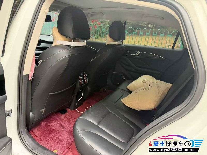 25年奔腾B70轿车抵押车出售